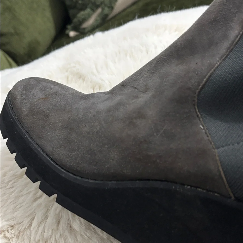 Eileen Fisher Gray Adele Graphite‎ Suede Wedge Booties Ankle Boots